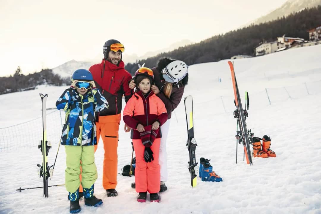 Jaką czapkę na narty wybrać, by nie zmarznąć na stoku?